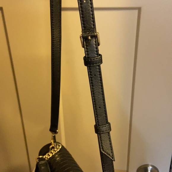 New Dkny flap gansevoort quilted lamb Napa bag - Picture 9 of 11